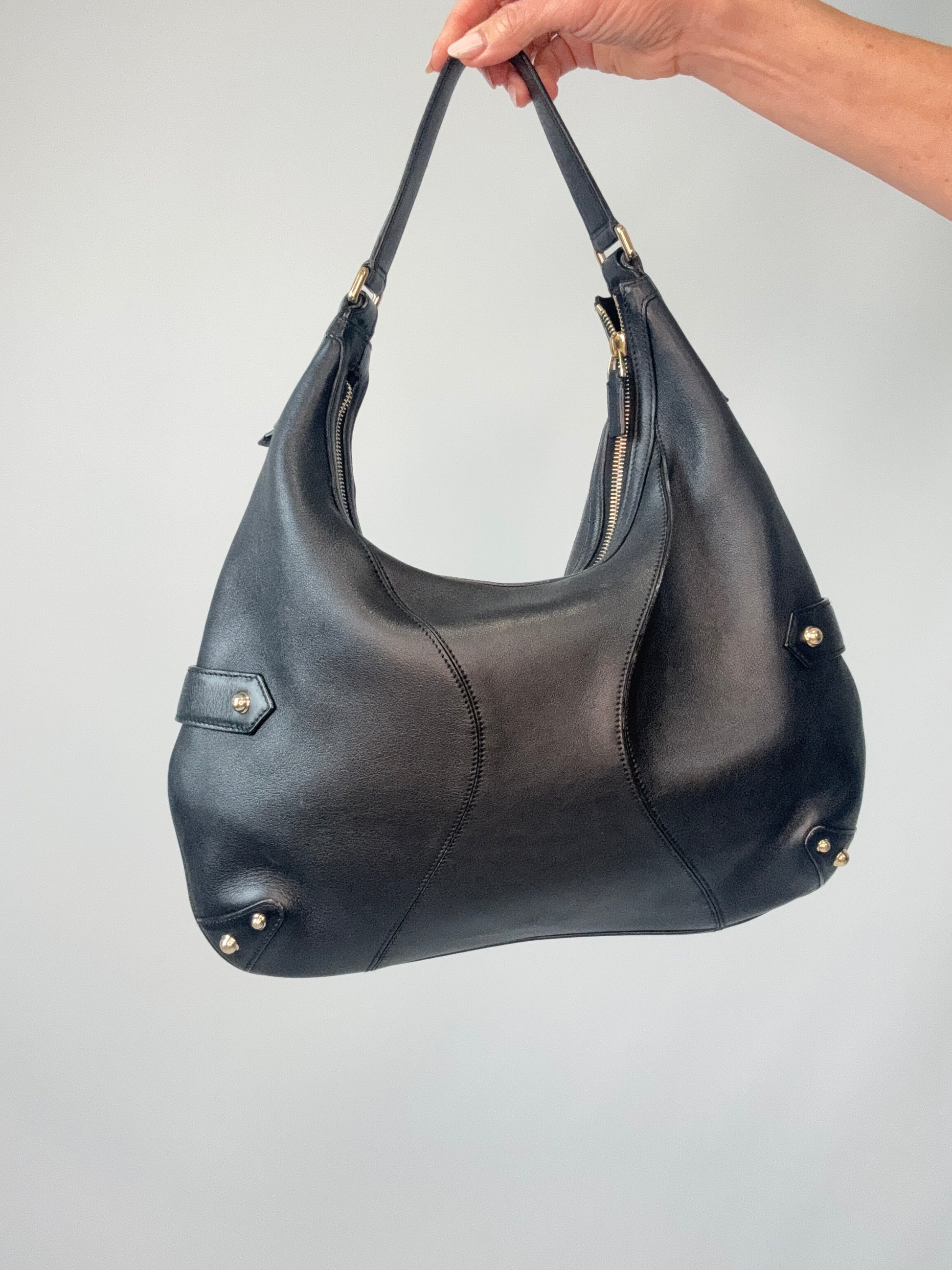 Gucci Horsebit Heritage Hobo Bag back of handbag