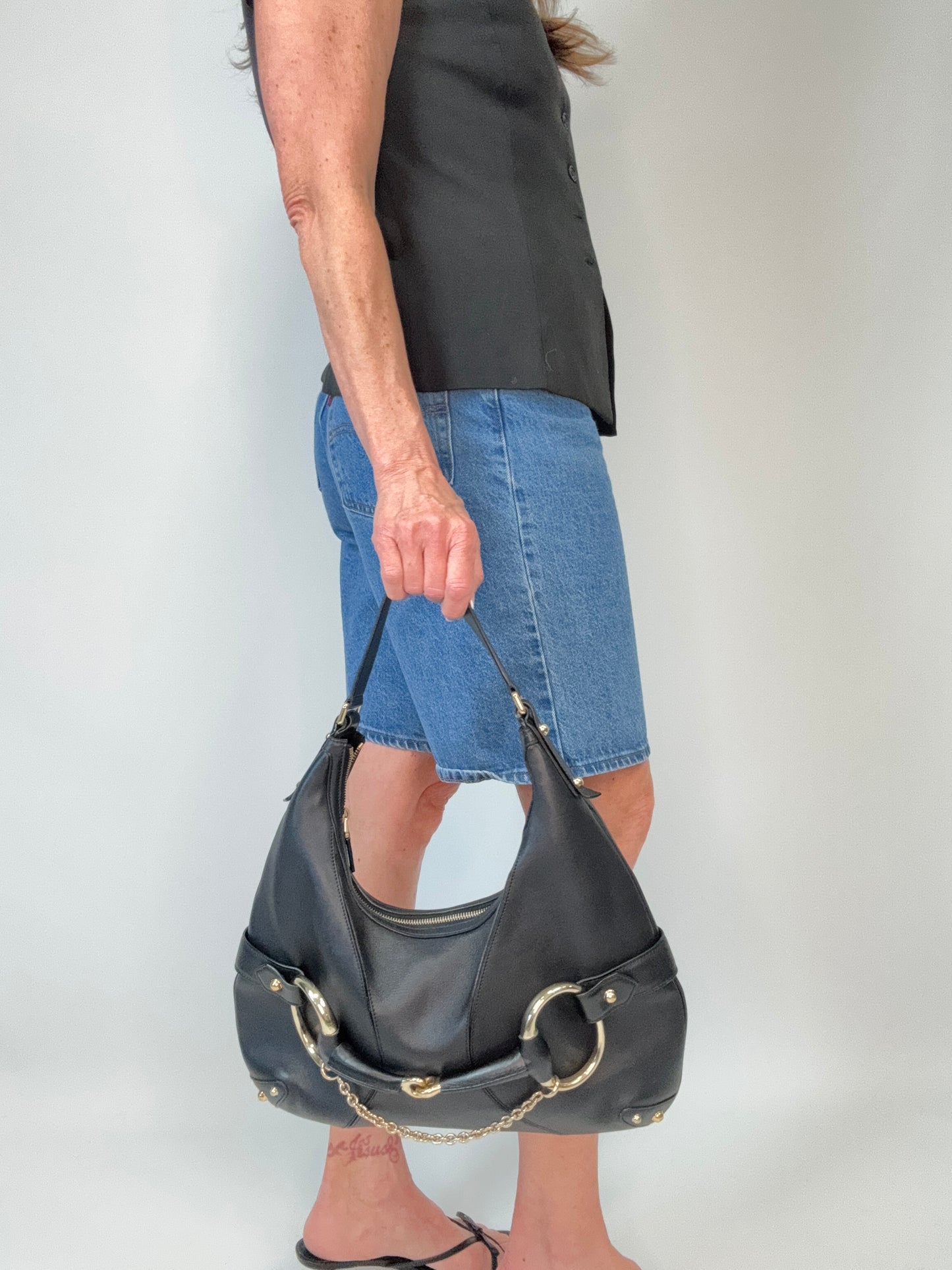 Gucci Horsebit Heritage Hobo Bag modeled 2