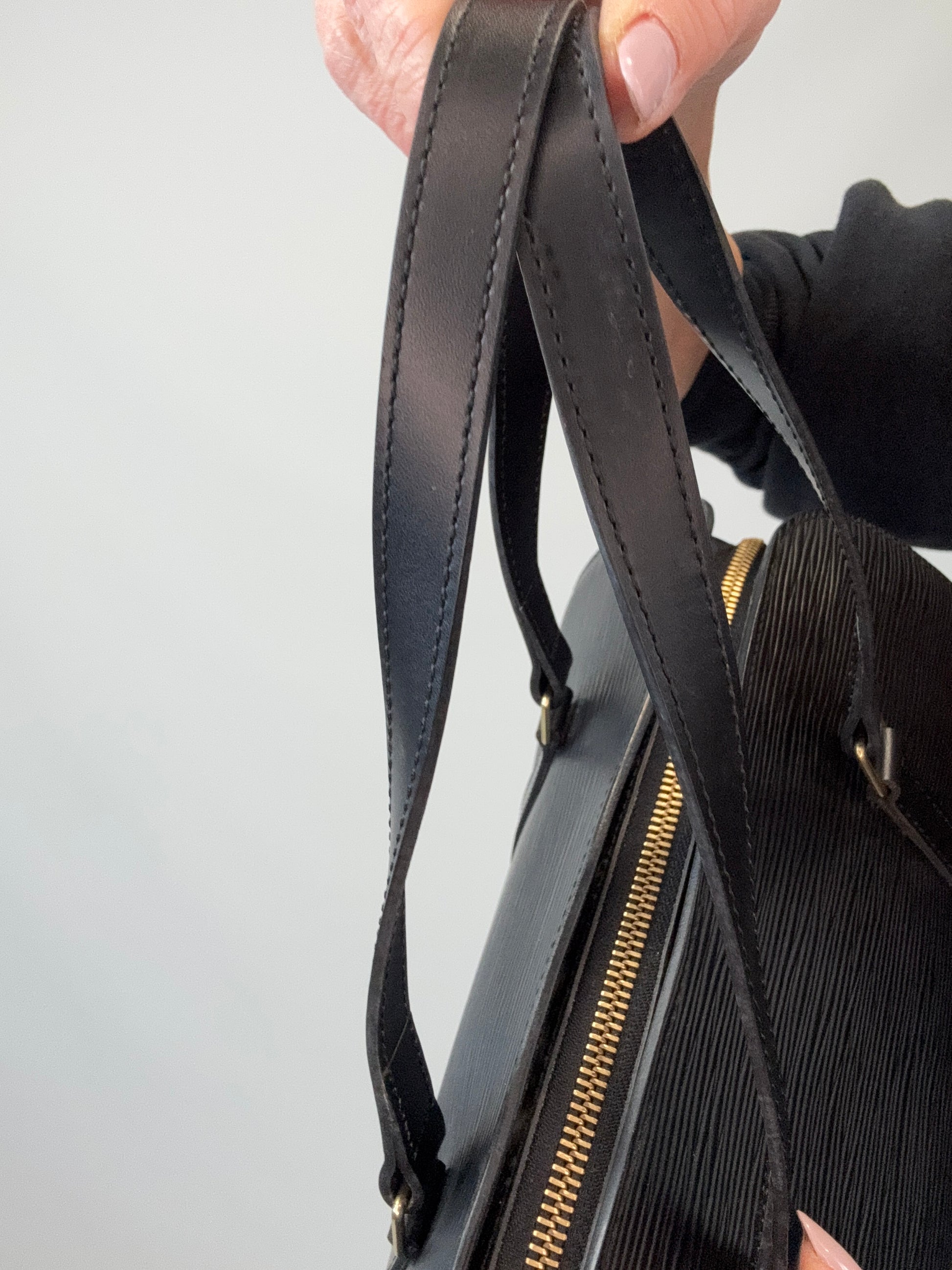 Louis Vuitton Vintage Epi Soufflot straps 2