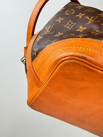Louis Vuitton Monogram Canvas Noé Bucket Bag back left bottom corner