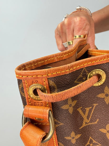 Louis Vuitton Monogram Canvas Noé Bucket Bag trim at top 2