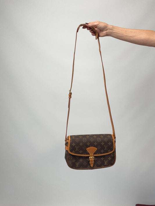 LOUIS VUITTON Monogram Canvas Sologne