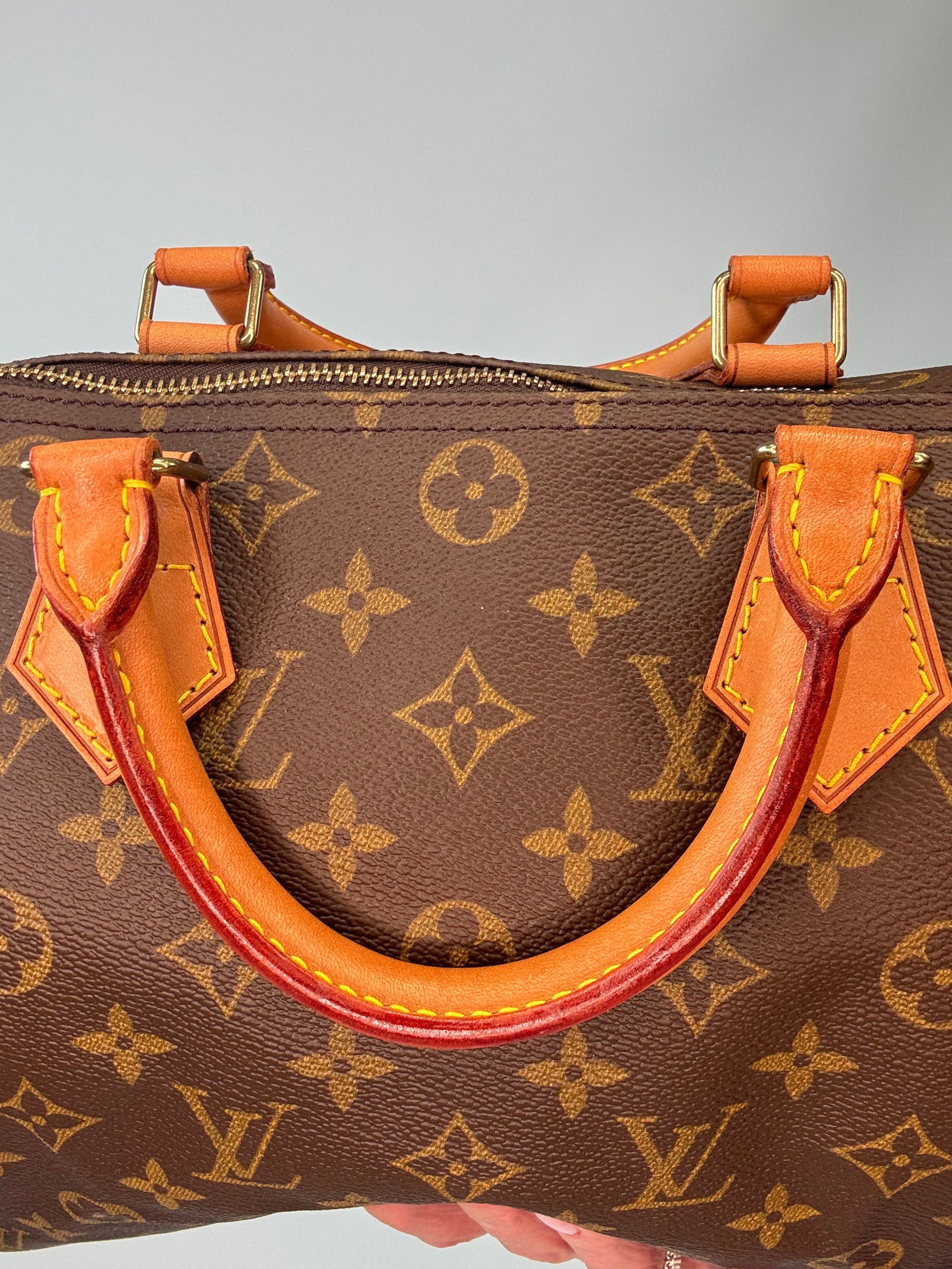 Louis Vuitton Monogram Canvas Speedy 30 - 1990 front top handle interior