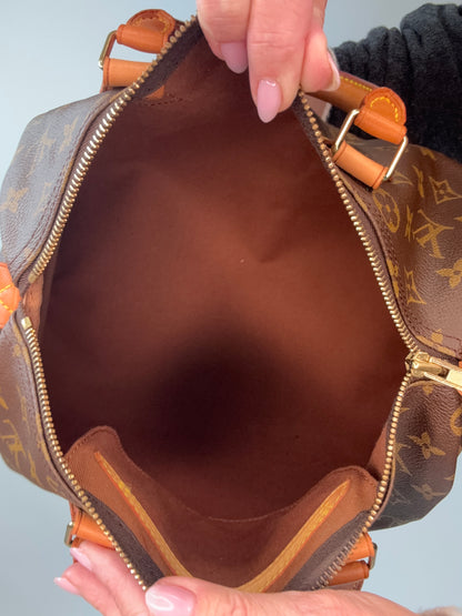 Louis Vuitton Monogram Canvas Speedy 30 - 1990 interior