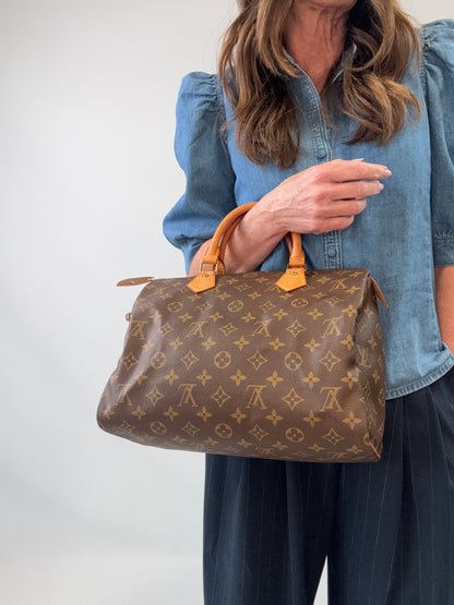 Louis Vuitton Monogram Canvas Speedy 30 - 1990 modeled