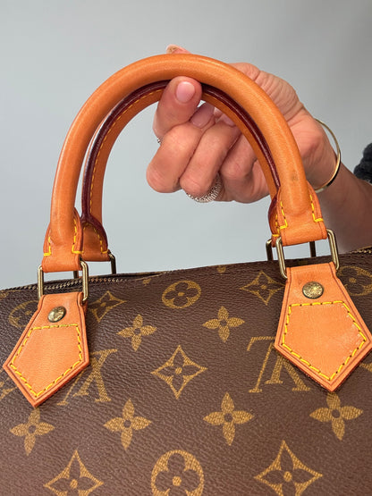 Louis Vuitton Monogram Canvas Speedy 30 - 1990 top handle back