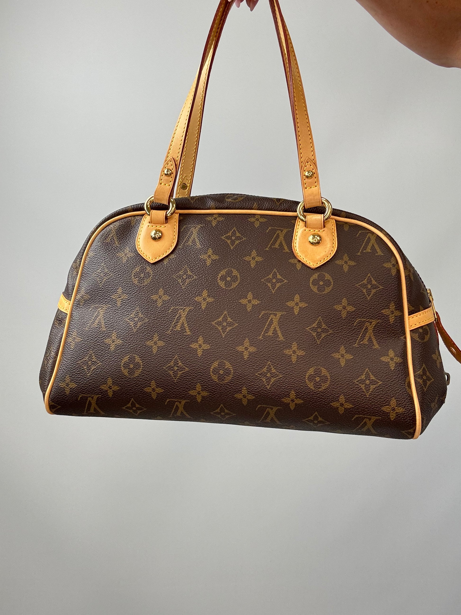 Louis Vuitton Monogram Montorgueil PM back of handbag