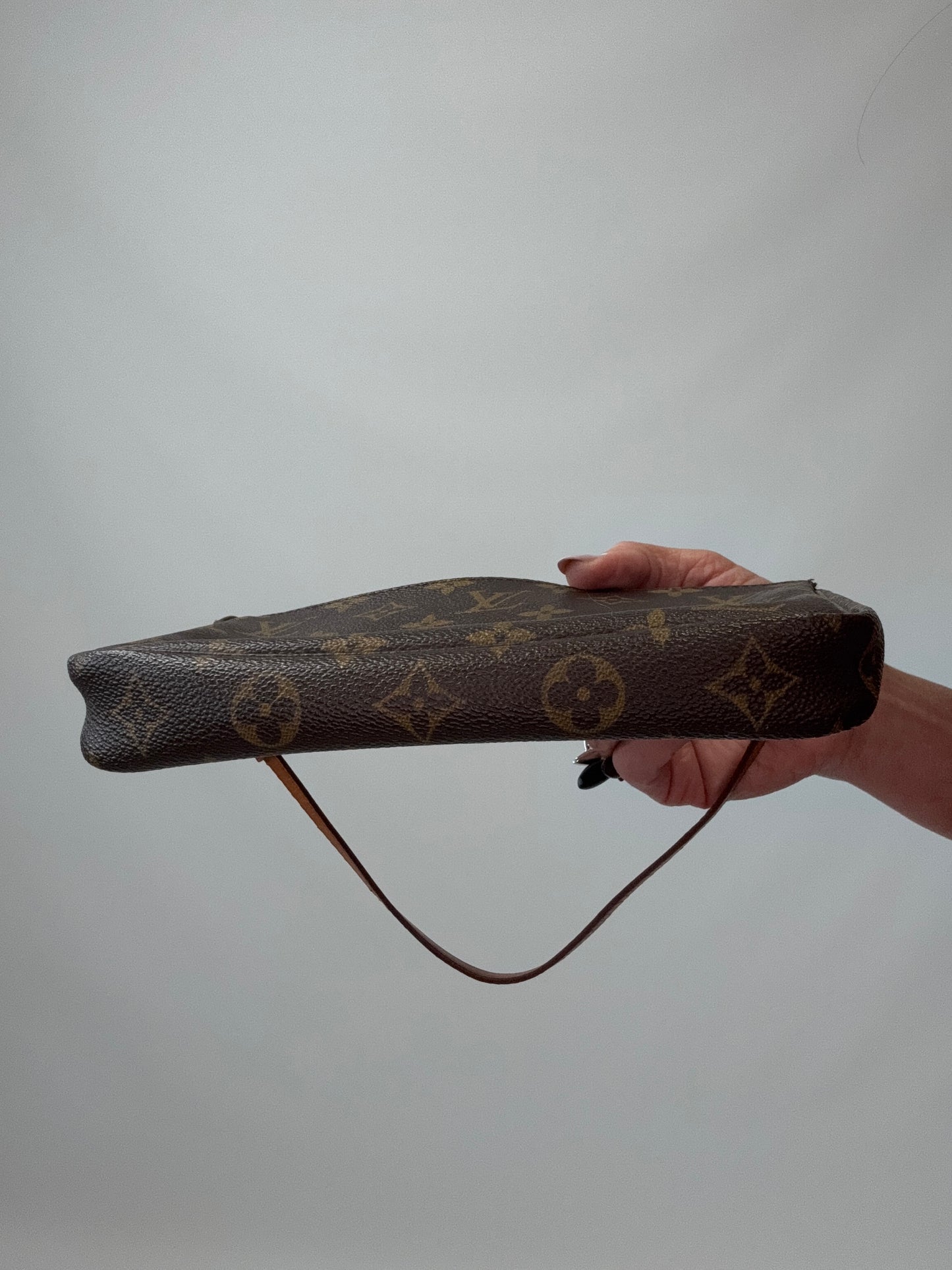 Louis Vuitton Monogram Pochette bottom
