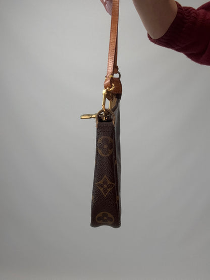 Louis Vuitton Monogram Pochette left side