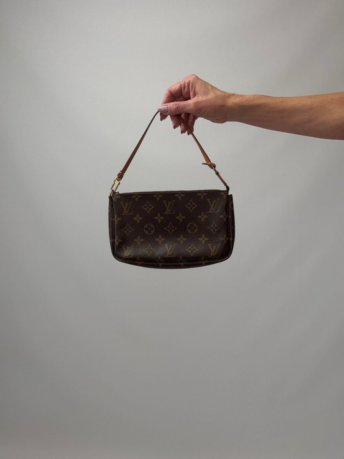 Louis Vuitton Monogram Pochette