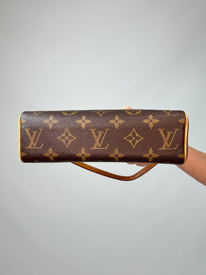 Louis Vuitton Monogram Recital Bag bottom of handbag