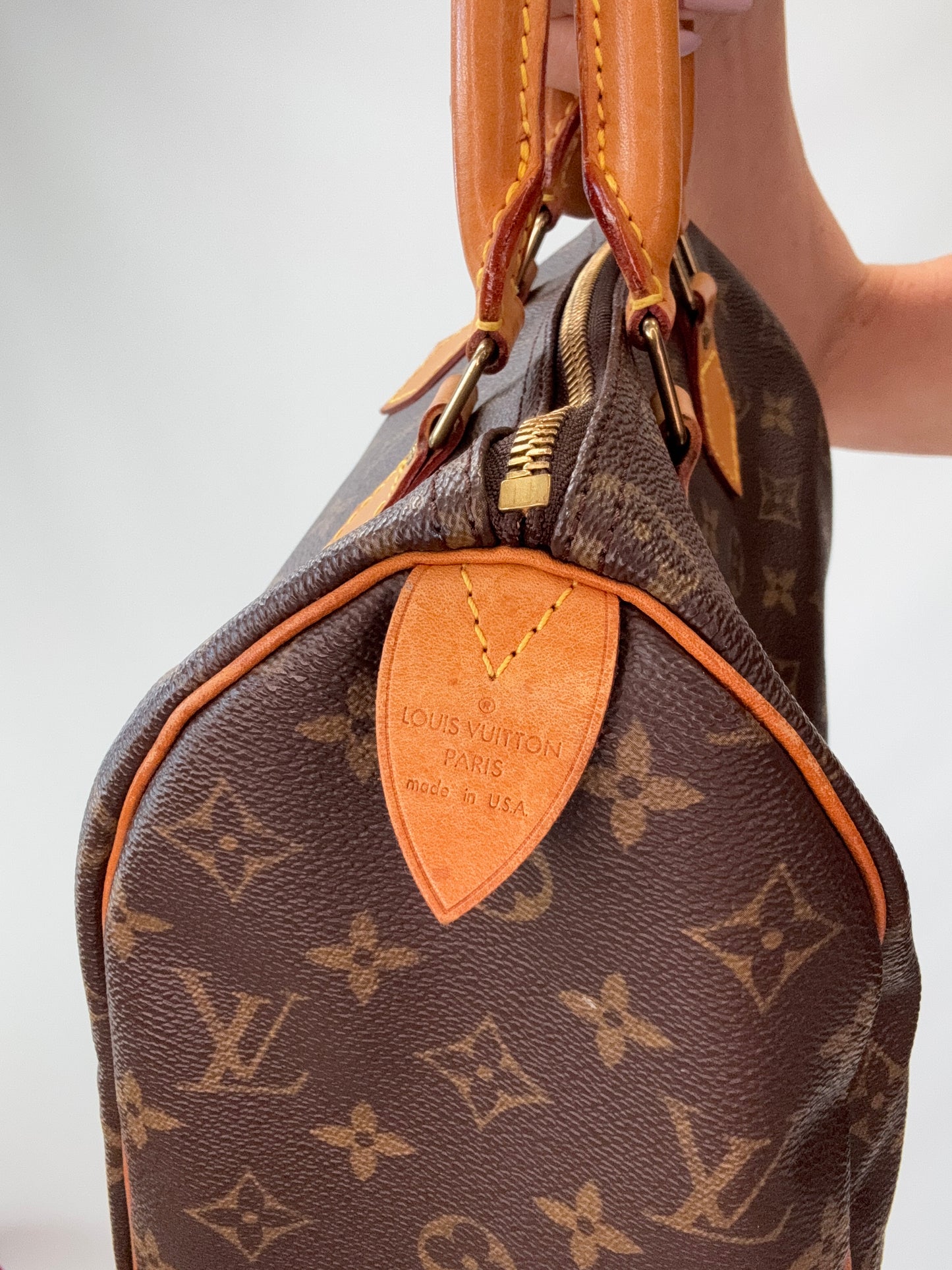 Louis Vuitton Monogram Speedy 25 logo stamp 