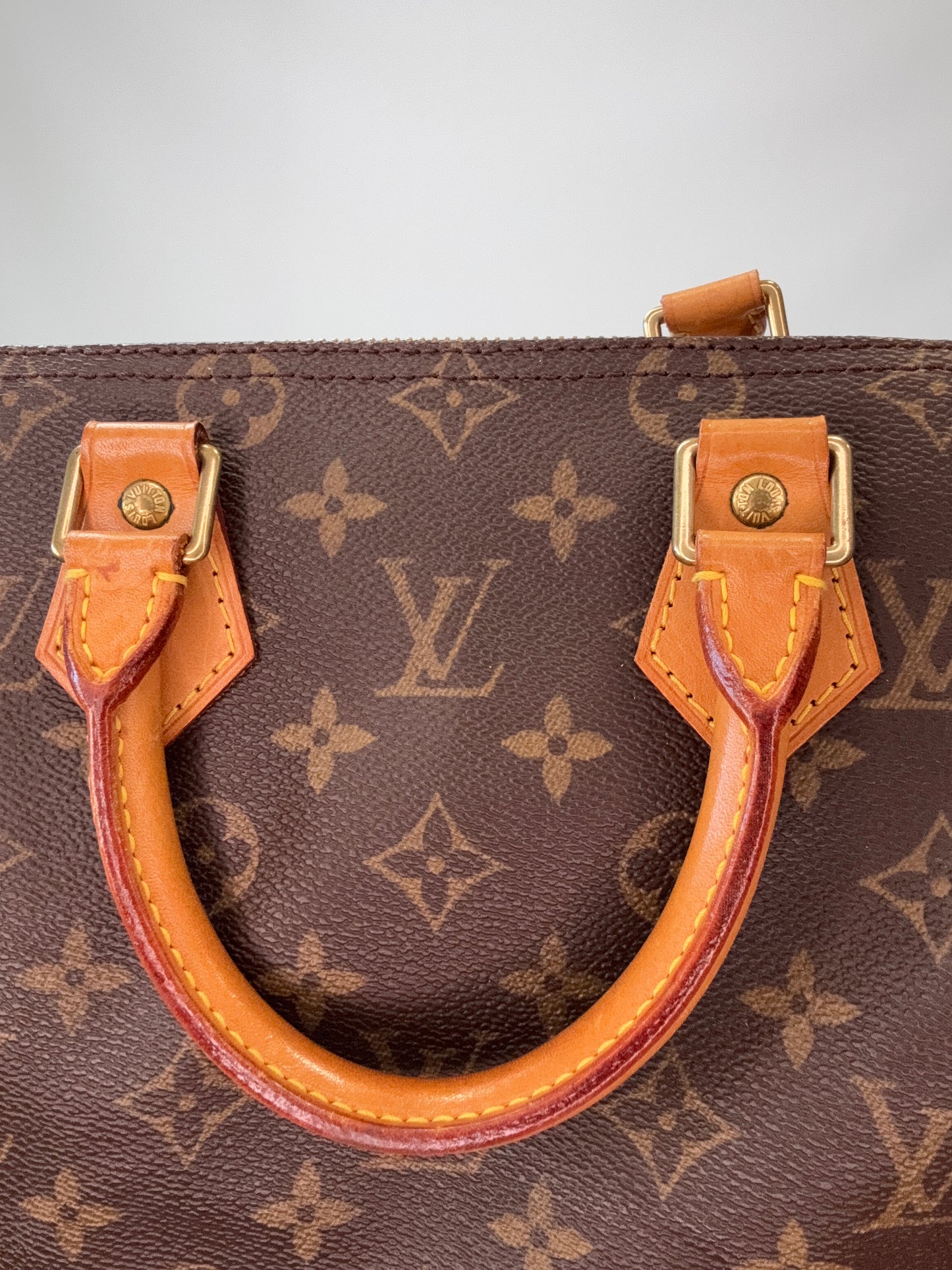 Louis Vuitton Monogram Speedy 25 top handle interior 2