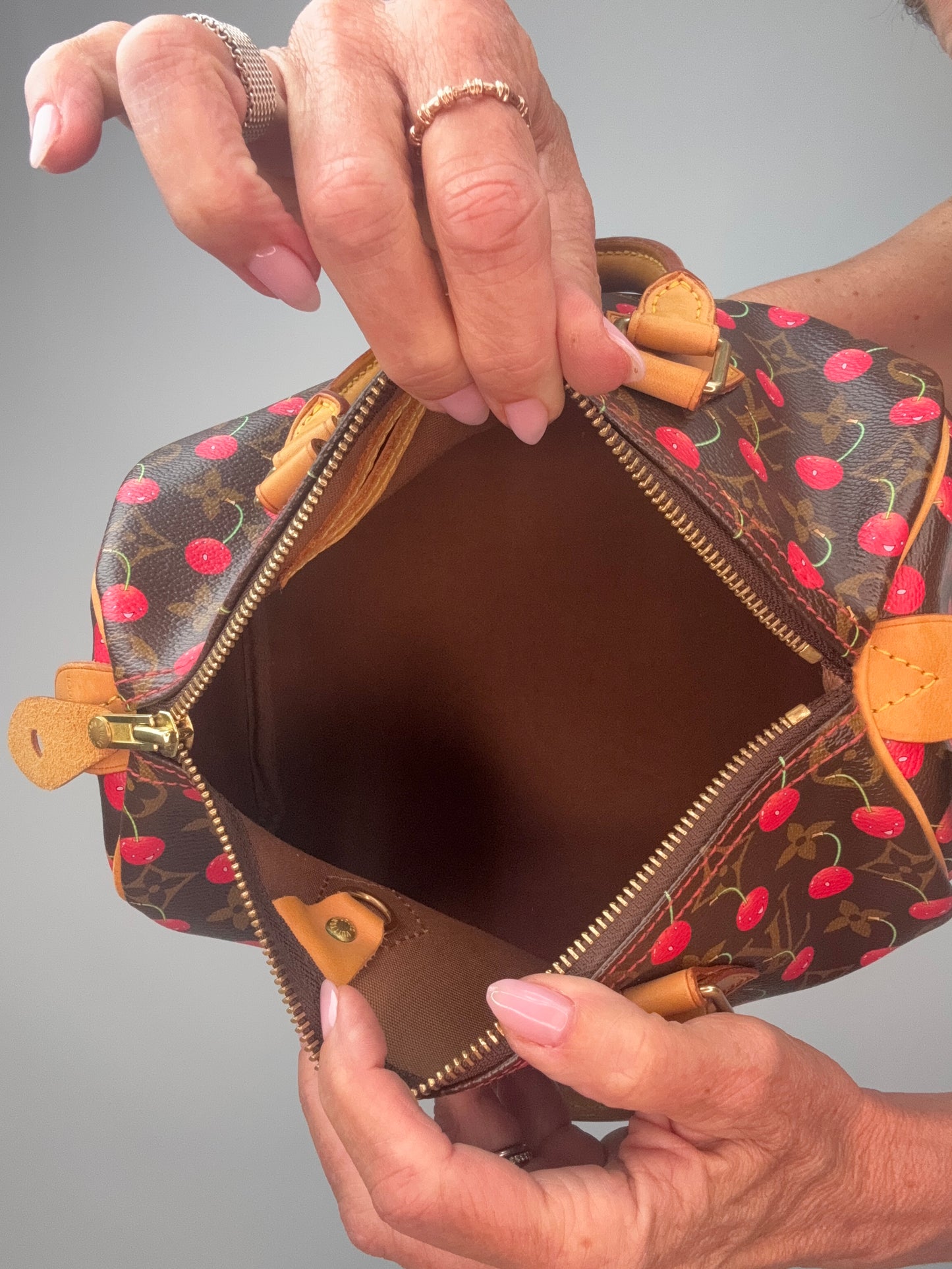 Louis Vuitton Takashi Murakami Monogram Cerises Speedy 25 interior of handbag